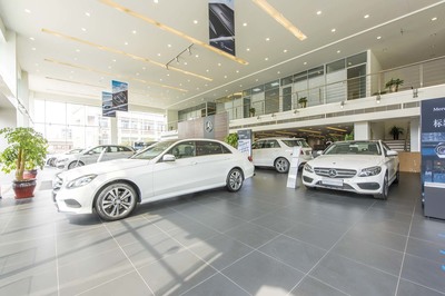奔馳中升奉星店盛大開業(yè)，開啟豪華汽車銷售新篇章